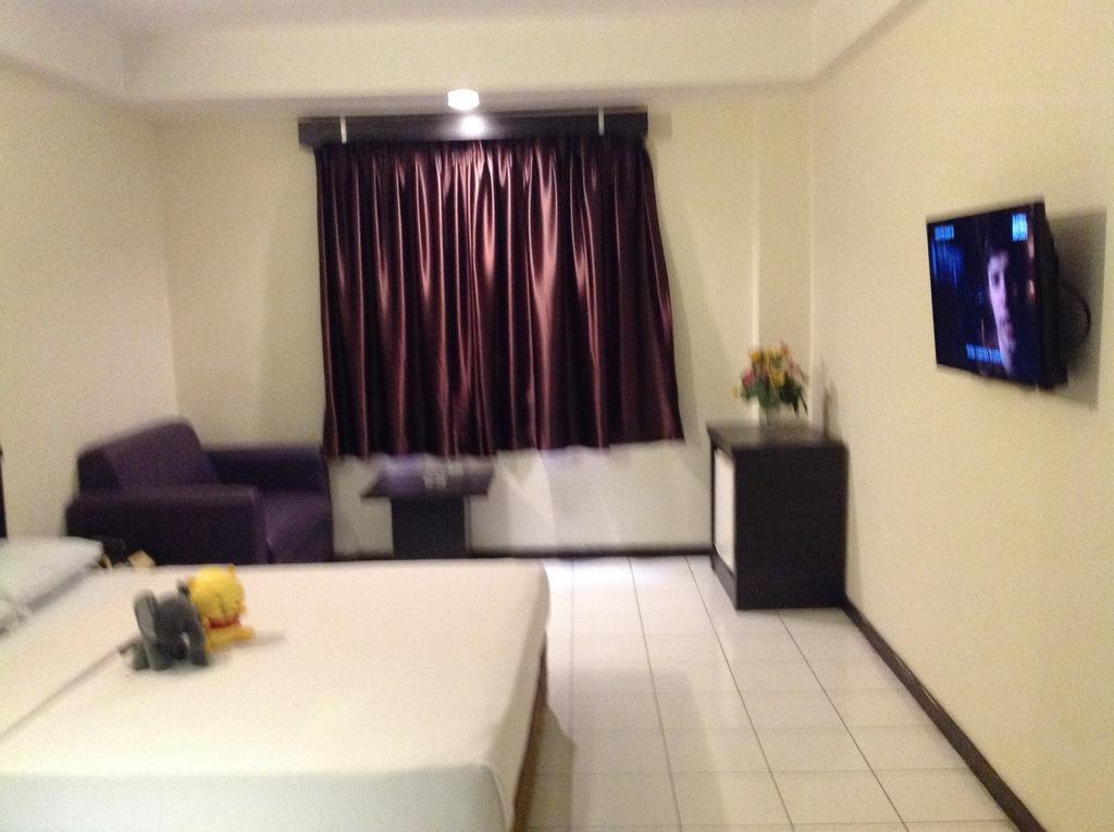 Lai Lai Mutiara Hotel Batam Exterior photo